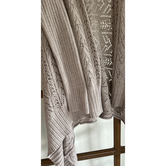 Moda International Sweater Woman's‎ Sz Medium Beige Cotton Waterfall Sides. - Picture 2 of 6